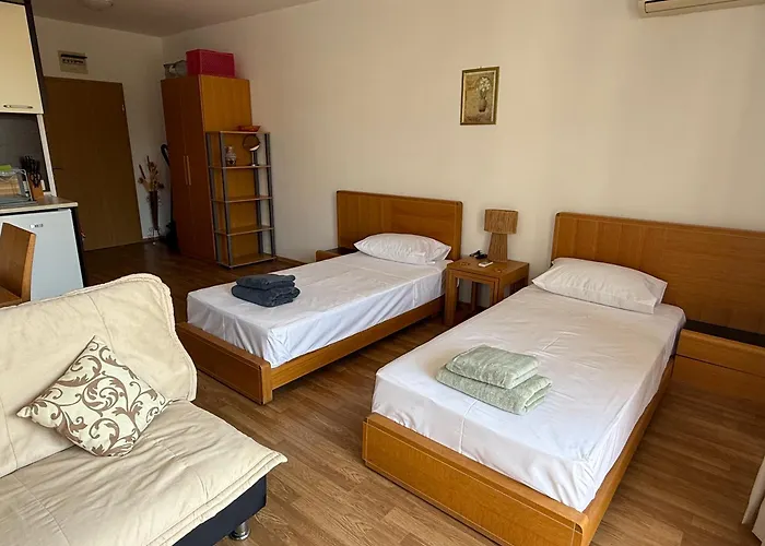 Vineyards Resort, Aheloy - 32 *